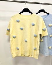 Kép betöltése a galériamegjelenítőbe: 1147 LUCIA szíves tavaszi kötött felső
