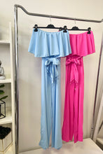 Kép betöltése a galériamegjelenítőbe: 3764 DEBORAH fodros overál bojtos övvel
