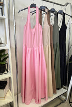 Kép betöltése a galériamegjelenítőbe: 18919 MOLLY nyakba akasztós vászon szoknyás ruha
