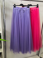 Kép betöltése a galériamegjelenítőbe: 22197 LOTTY tüll hosszú szoknya
