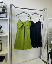 Kép betöltése a galériamegjelenítőbe: 58073 MASNIS vászon miniruha
