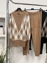 Kép betöltése a galériamegjelenítőbe: ROMBUSZ kötött szett
