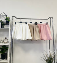 Kép betöltése a galériamegjelenítőbe: 35714 ZOÉ hagyma miniszoknya
