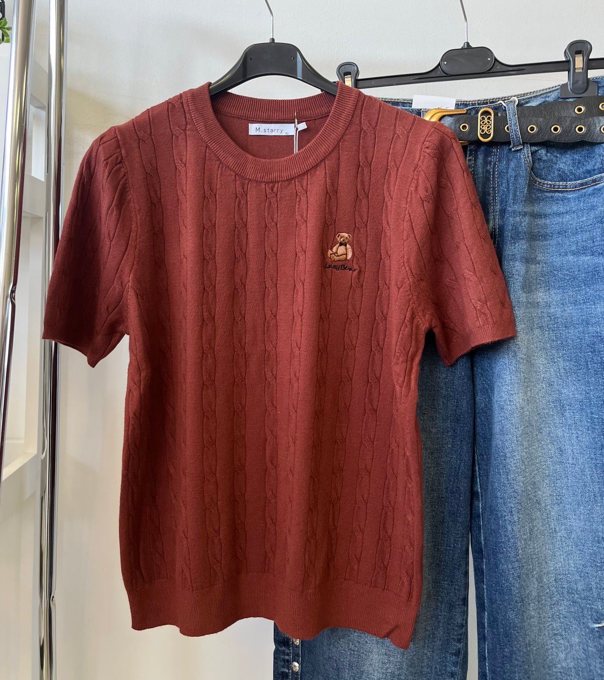 5015 LAZY BEAR fonott mintás kötött rövid ujjú felső