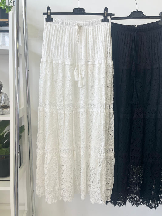 8030 DANA csipke maxi szoknya