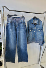 Kép betöltése a galériamegjelenítőbe: A2258 NORY strasszköves oversize farmer kabát
