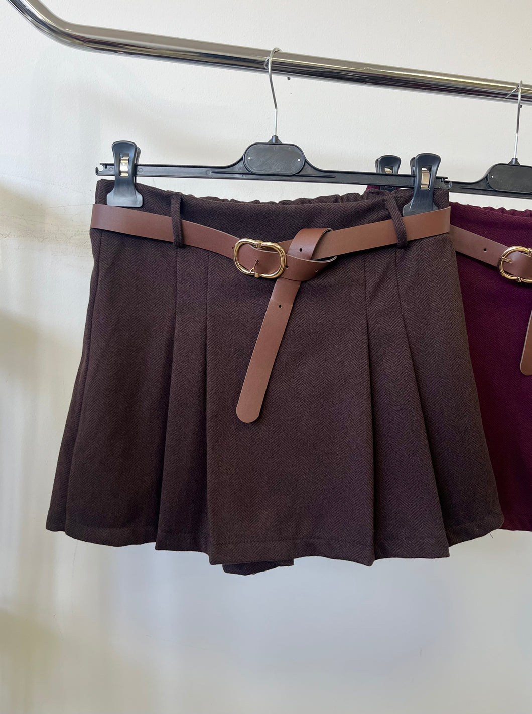 18809 DENISA öves rakott szoknya/sort