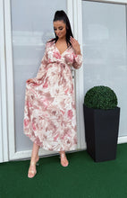 Kép betöltése a galériamegjelenítőbe: 9739 RITA virágos maxi ruha
