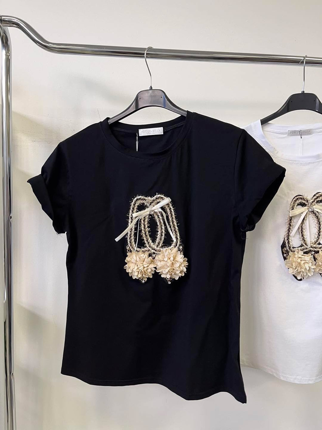 7330 FLOWER SHOES pamut póló