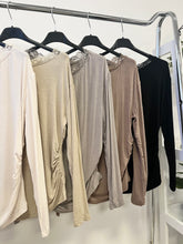 Kép betöltése a galériamegjelenítőbe: 65154 DETTY csipkés csónak nyakú felső
