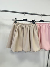 Kép betöltése a galériamegjelenítőbe: 35714 ZOÉ hagyma miniszoknya
