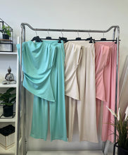 Kép betöltése a galériamegjelenítőbe: 39622 KAREN nadrág + felső szett
