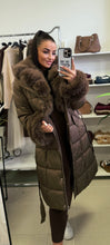 Kép betöltése a galériamegjelenítőbe: 8839 LORA steppelt műszormés téli kabát
