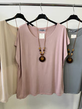 Kép betöltése a galériamegjelenítőbe: 1267 NATY felső nyaklánccal
