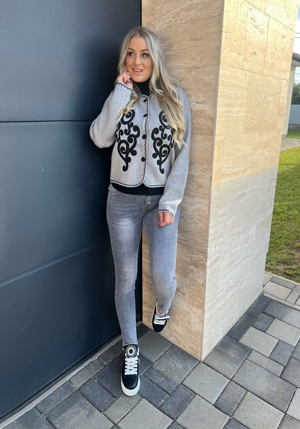 69101 ADORA Hímzett filc kiskabát