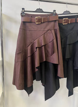 Kép betöltése a galériamegjelenítőbe: 005052 IRYNA fodros művelúr szoknya
