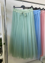 Kép betöltése a galériamegjelenítőbe: 22197 LOTTY tüll hosszú szoknya
