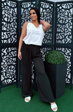 Kép betöltése a galériamegjelenítőbe: 12573 CAMILLA felső fa karika dísszel
