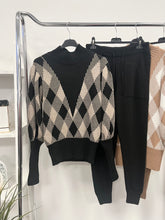 Kép betöltése a galériamegjelenítőbe: ROMBUSZ kötött szett
