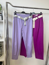 Kép betöltése a galériamegjelenítőbe: 52125 STACY öves nadrág
