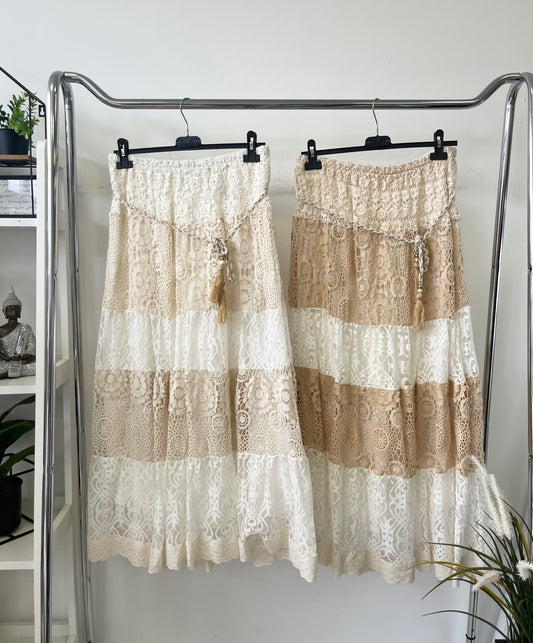 3551 FIORELLA horgolt maxi szoknya fonott övvel