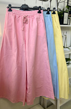 Kép betöltése a galériamegjelenítőbe: 7173 MILLI extra bőszárú vászon nadrág
