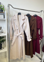 Kép betöltése a galériamegjelenítőbe: 10805 EMILY öves szövetkabát
