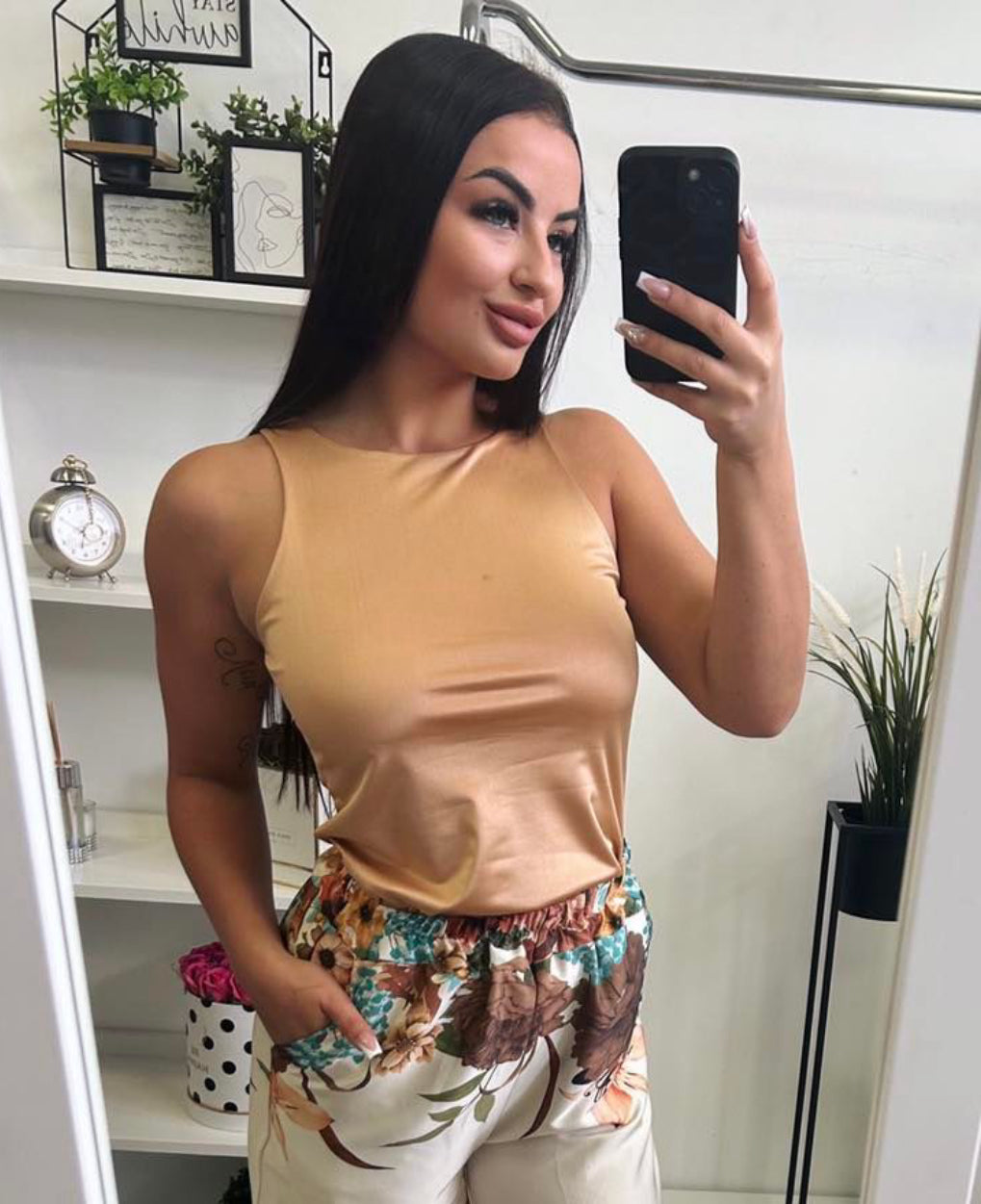 131  JANA top