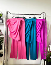 Kép betöltése a galériamegjelenítőbe: 39622 KAREN nadrág + felső szett
