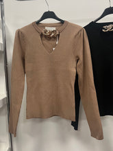 Kép betöltése a galériamegjelenítőbe: 50361 LOTTE felső
