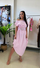 Kép betöltése a galériamegjelenítőbe: 241078 KELLY öves ruha
