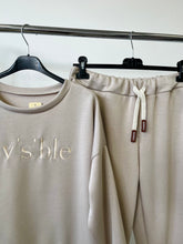 Kép betöltése a galériamegjelenítőbe: 58322 INVISIBLE jogging szett
