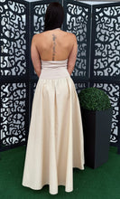 Kép betöltése a galériamegjelenítőbe: 18919 MOLLY nyakba akasztós vászon szoknyás ruha
