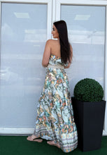 Kép betöltése a galériamegjelenítőbe: 8497 ADA mintás szatén ruha
