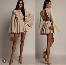 Kép betöltése a galériamegjelenítőbe: 40129 MILLI miniruha/sortoverál
