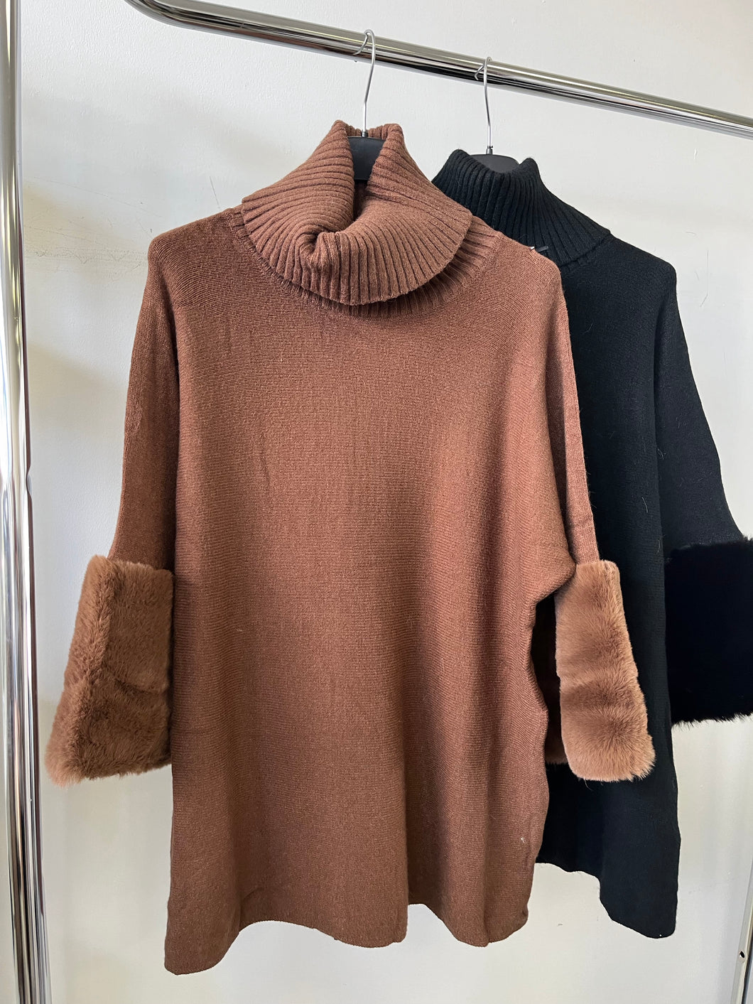 13000 DIPPY műszőr ujjú pulóver