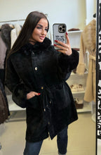 Kép betöltése a galériamegjelenítőbe: 25017 SYLVA vastag zsenília kardigán / kabát
