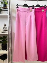 Kép betöltése a galériamegjelenítőbe: 19118 GOLD bőszárú zsebes nadrág
