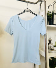 Kép betöltése a galériamegjelenítőbe: 45739 RELLA felső
