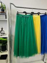 Kép betöltése a galériamegjelenítőbe: 22197 LOTTY tüll hosszú szoknya
