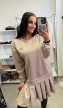 Kép betöltése a galériamegjelenítőbe: 6669 MIRY rakott szoknyás ruha/tunika
