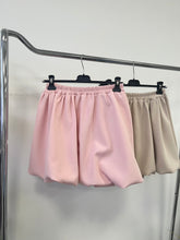 Kép betöltése a galériamegjelenítőbe: 35714 ZOÉ hagyma miniszoknya
