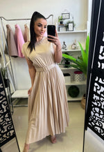 Kép betöltése a galériamegjelenítőbe: 3692 VIOLET pliszírozott ruha
