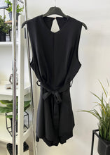 Kép betöltése a galériamegjelenítőbe: 41120 MOLLY sortoverál/miniruha
