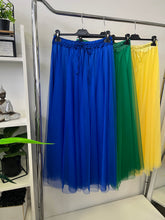 Kép betöltése a galériamegjelenítőbe: 22197 LOTTY tüll hosszú szoknya
