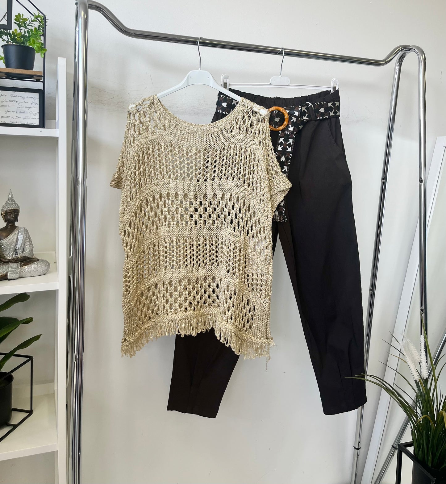 10692 LUREX csíkos mintás alul rojtos felső