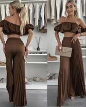 Kép betöltése a galériamegjelenítőbe: 10102 BETTA szatén nadrág+top szett
