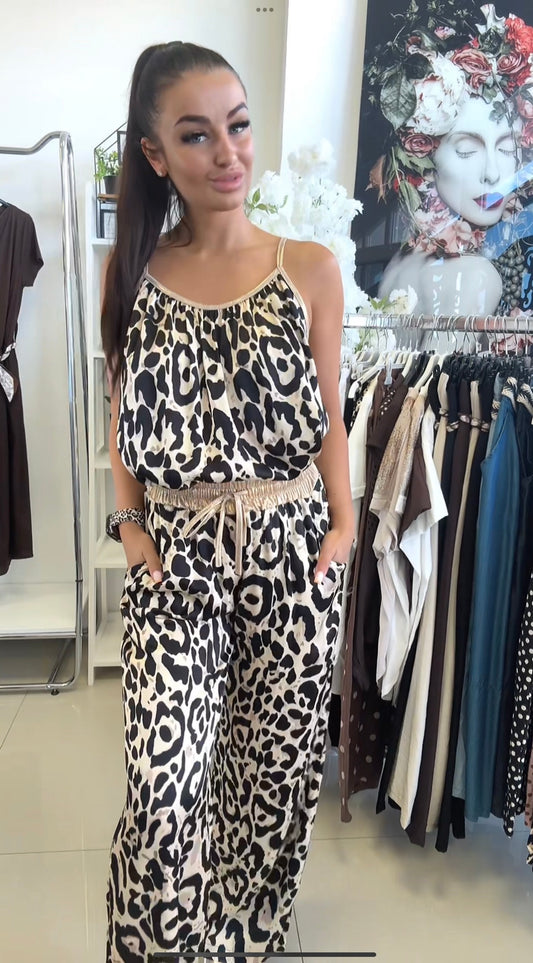 75736 HENNA leopárd szatén top