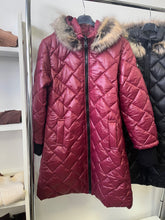 Kép betöltése a galériamegjelenítőbe: 88907 MONETT steppelt passzés ujjú kabát
