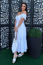 Kép betöltése a galériamegjelenítőbe: 12087 ZEFI fodros pántos madeira ruha
